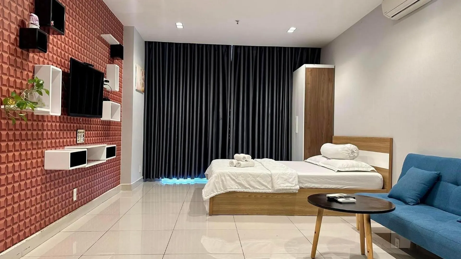 Teddy Apartment At Sky Center Luxury Ho Chi Minh City