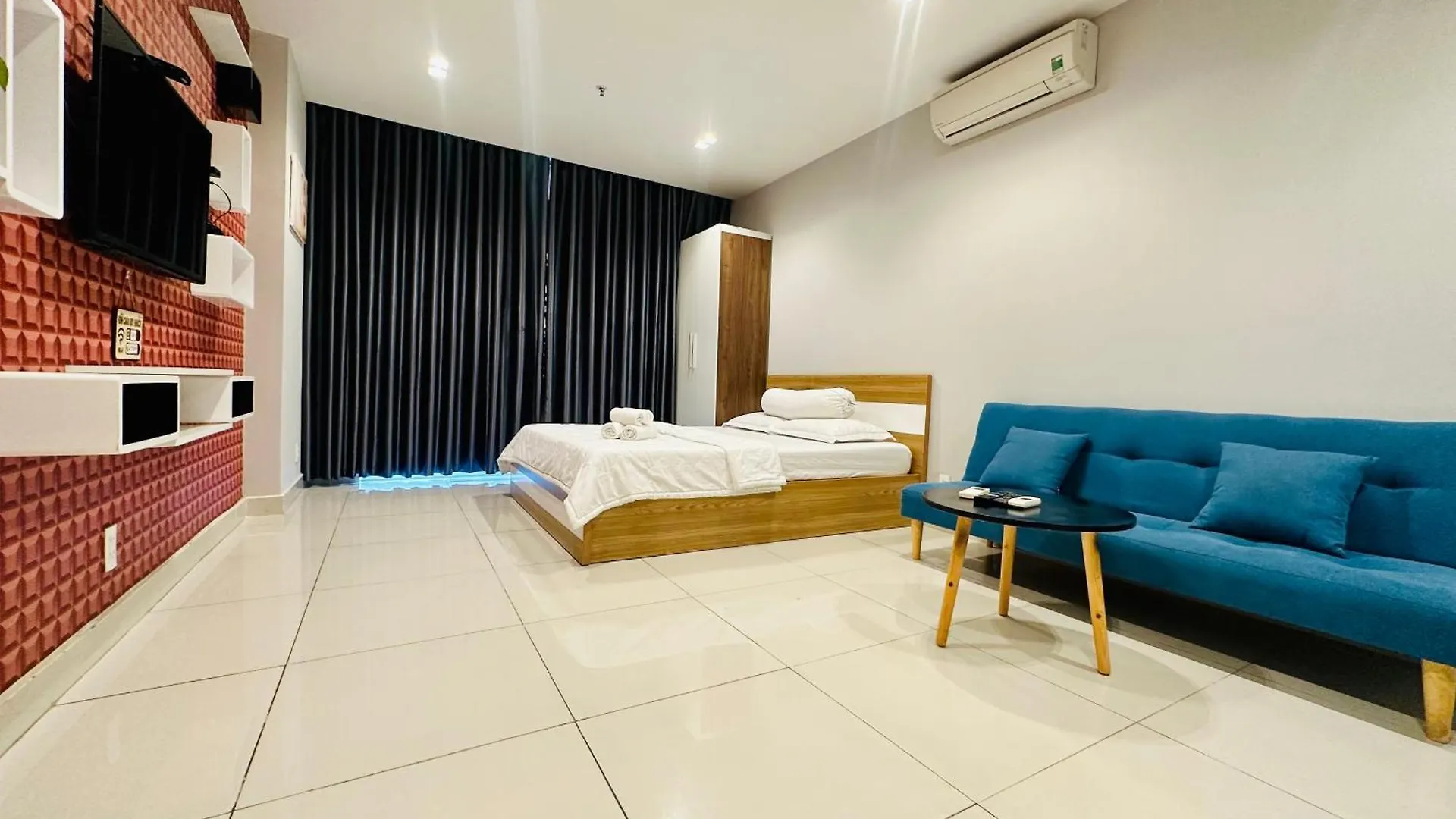 Teddy Apartment At Sky Center Luxury Ho Chi Minh City