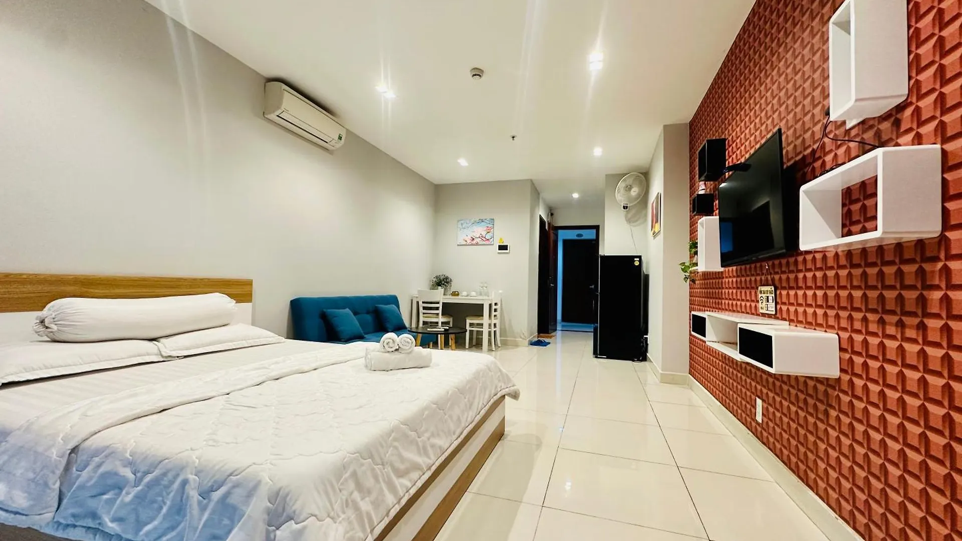 Teddy Apartment At Sky Center Luxury Ho Chi Minh City Vietnam
