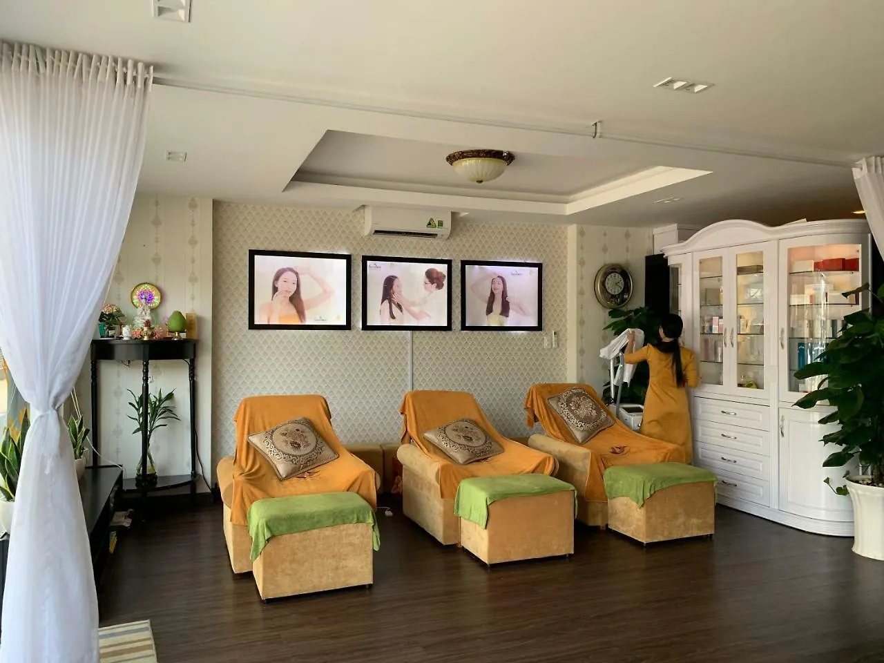 Teddy Apartment At Sky Center Luxury Ho Chi Minh City